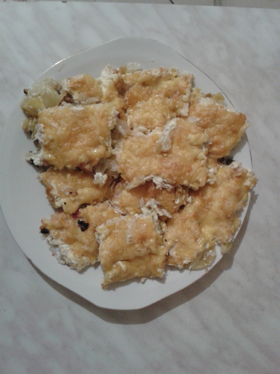  Сегодня день рождения моей жены. Она прекрасный человек и кроме этого очень вкусно готовит. Она боец и герой. И не только по тому что терпит меня 34 года.  Ровно 2 года назад в январе 2018 года у нас был природный катаклизм. Шёл дождь, был мороз. Всё замерзало коснувшись земли. Это назвали ледяная Молдова. Она поскользнулась и упала. В результате перелом шейки бедра.  