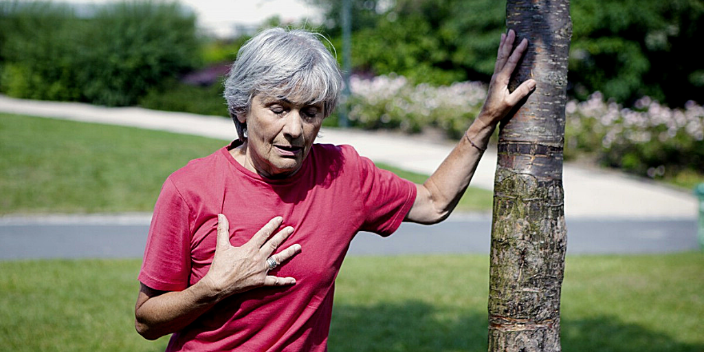 Одышка, состояние неприятное. Часто вызывает панику.