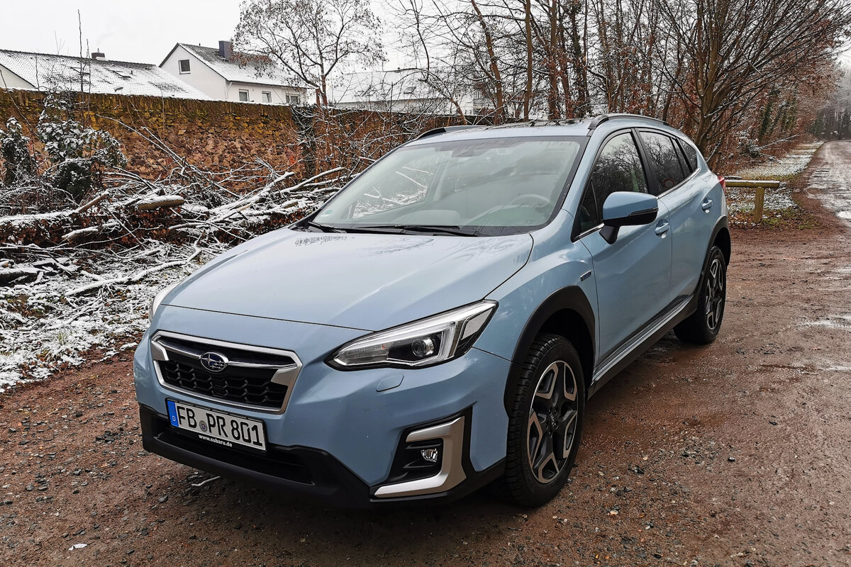Subaru XV e-Boxer высотой 4,46 метра предлагает много места, не считая багажника.