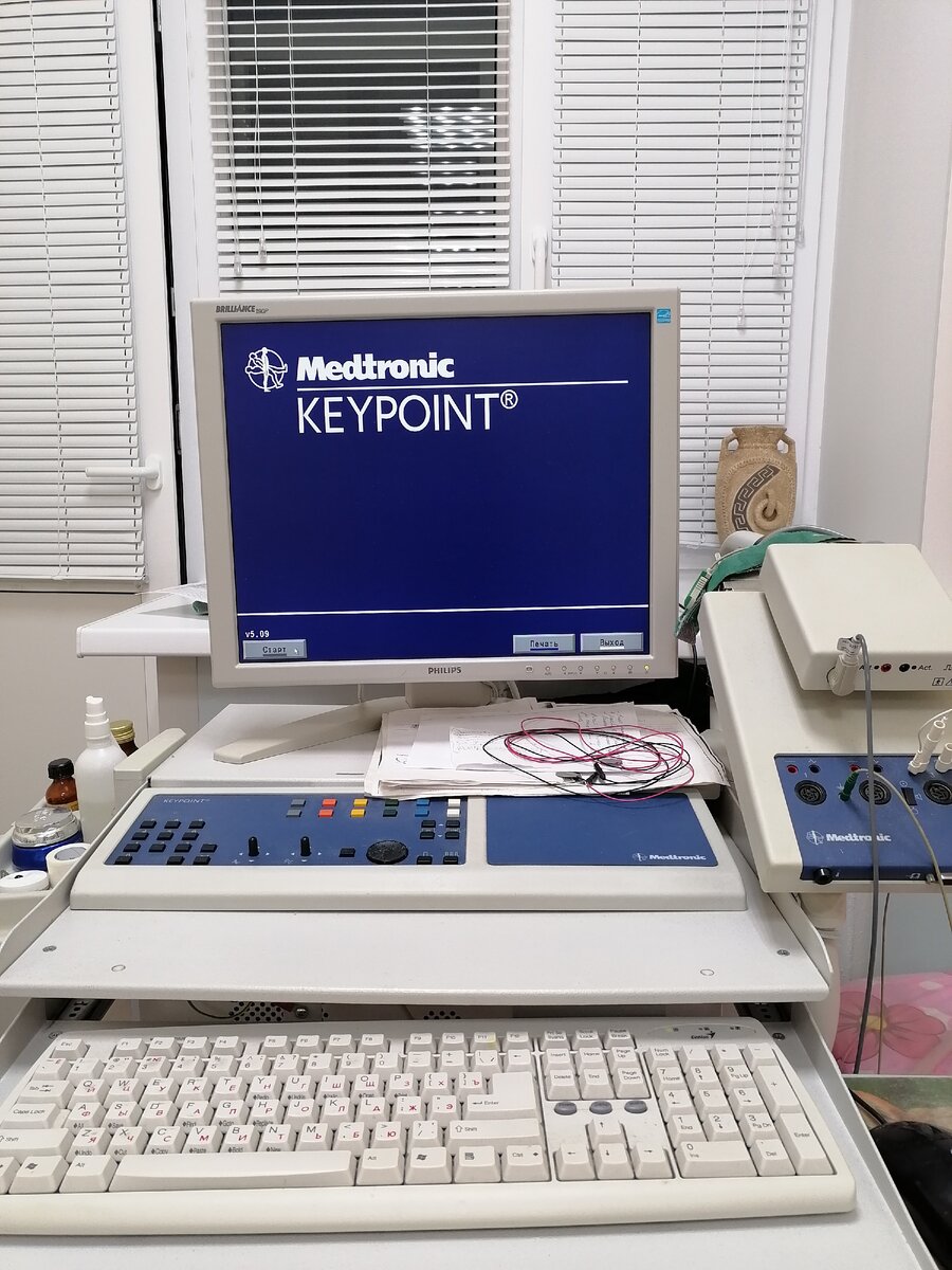 Вот  на  этом  аппарате  работаю