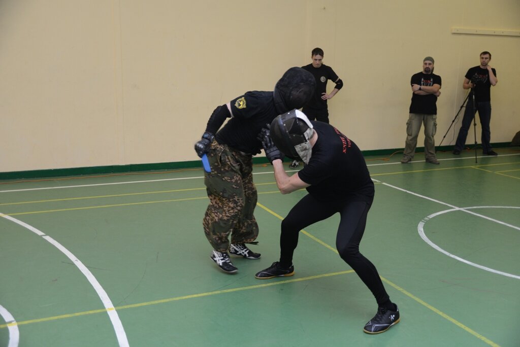 Combat school. Толпар ножевой бой. Ножевой бой s'p'a's. Ножевой бой техника. Ножевой бой Стерлитамак.