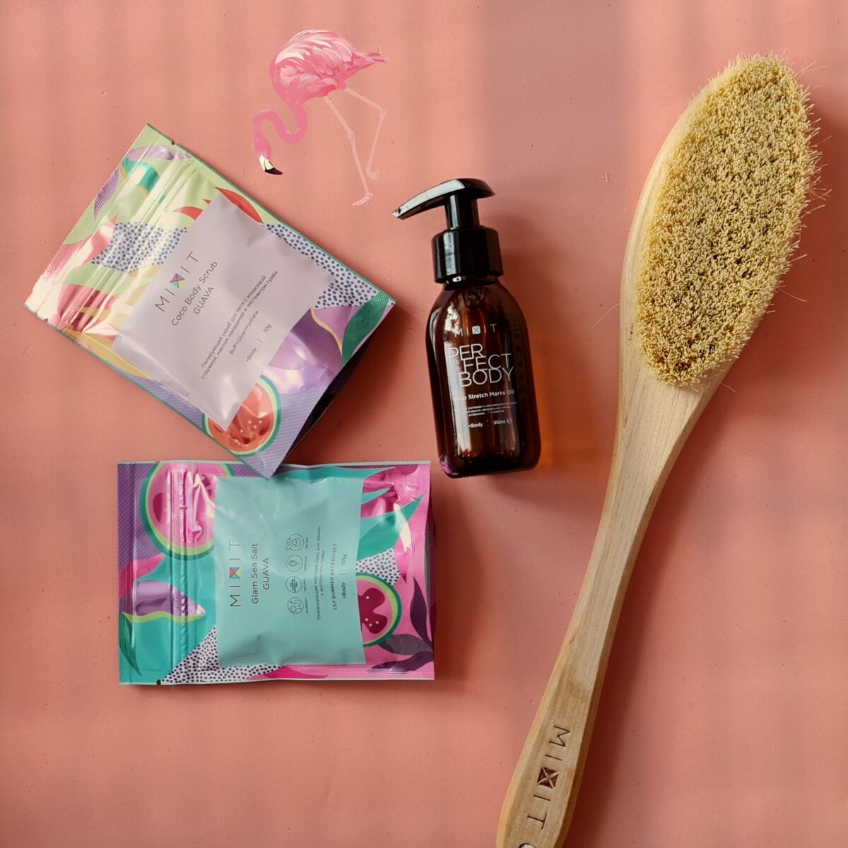 Тропический СПА комплекс для тела(кокосовый скраб + соль).Цена 575 руб. + Эффективный дуэт от растяжек. Цена 1 990 руб.