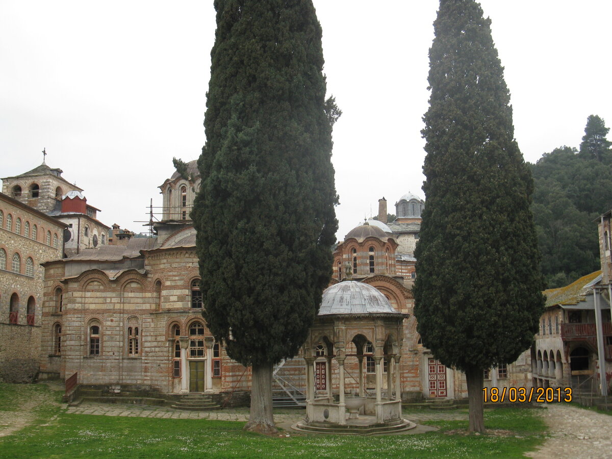 Сербский монастырь Хиландар.