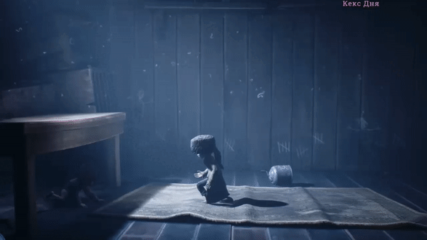 Шестая сидела и играла с музыкальной шкатулкой, что лежит у стены за Моно. Предмету суждено сыграть важную роль в дальнейшем.