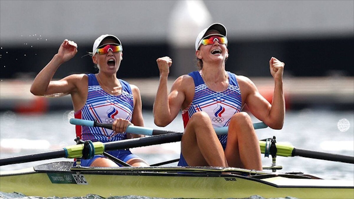 Василиса Степанова и Елена Орябинская