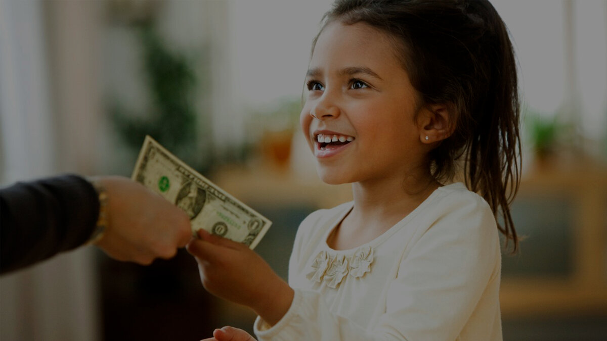 Как и сколько карманных денег, можно смело давать детям?