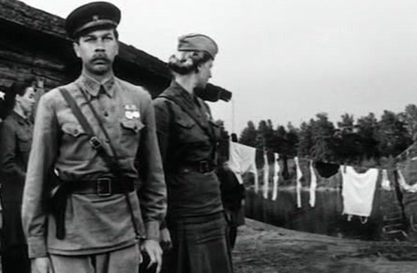 Кадр из фильма "А зори здесь тихие"