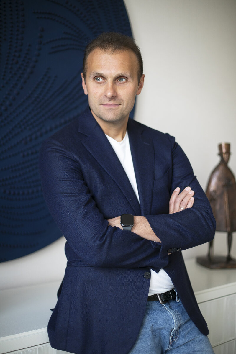 Основатель и директор usetobook.com Рустам Сафар-Заде