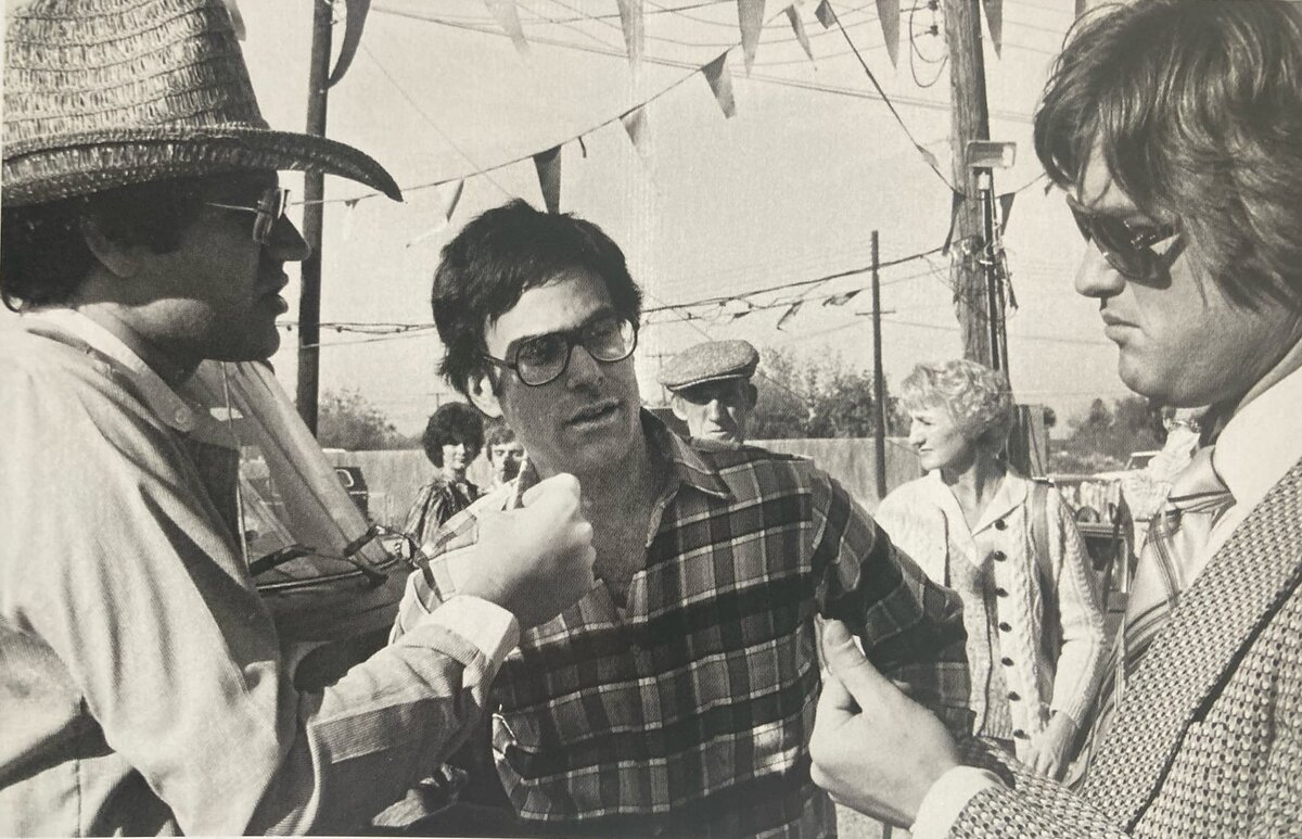 Роберт Земекис, Боб Гейл и Курт Рассел на съёмках "Подержанных автомобилей"