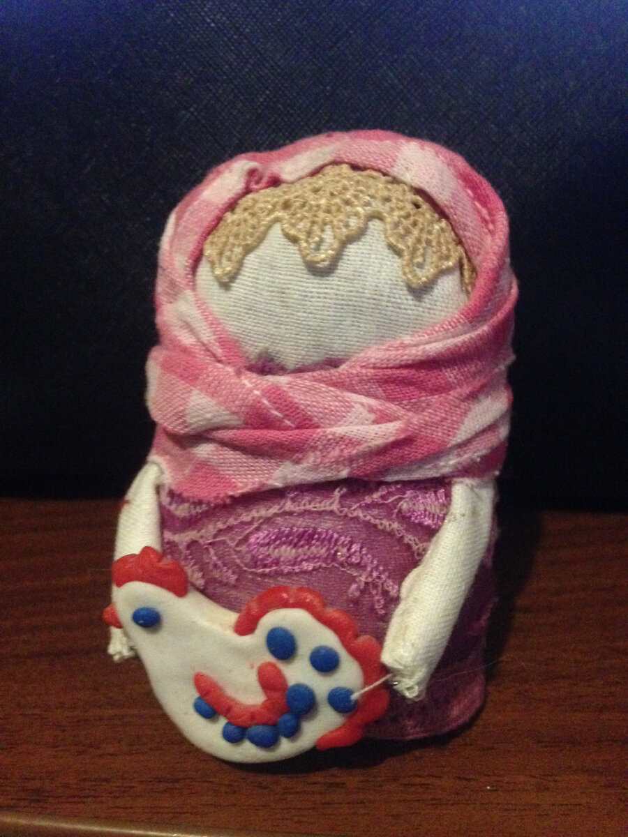 кукла-крупеничка. Работа и фото автора.