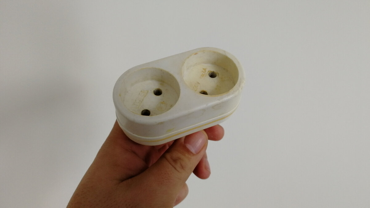 Разветвитель для розетки 220В