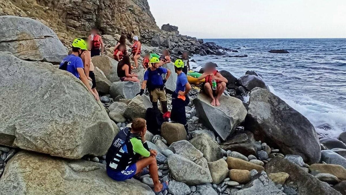 В Крыму туристов на «банане» унесло в море