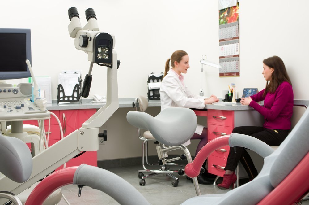 Очаги эндометриоза встречаются в разных частях тела. Иногда даже в тканях глаз. 