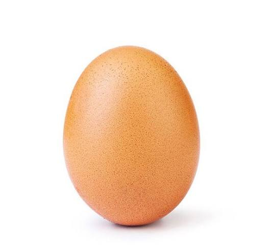 Настоящие деревенские яйца, крупные, с ярко-желтым, почти оранжевым желтком — именно так мы представляем себе здоровый и натуральный продукт.-2