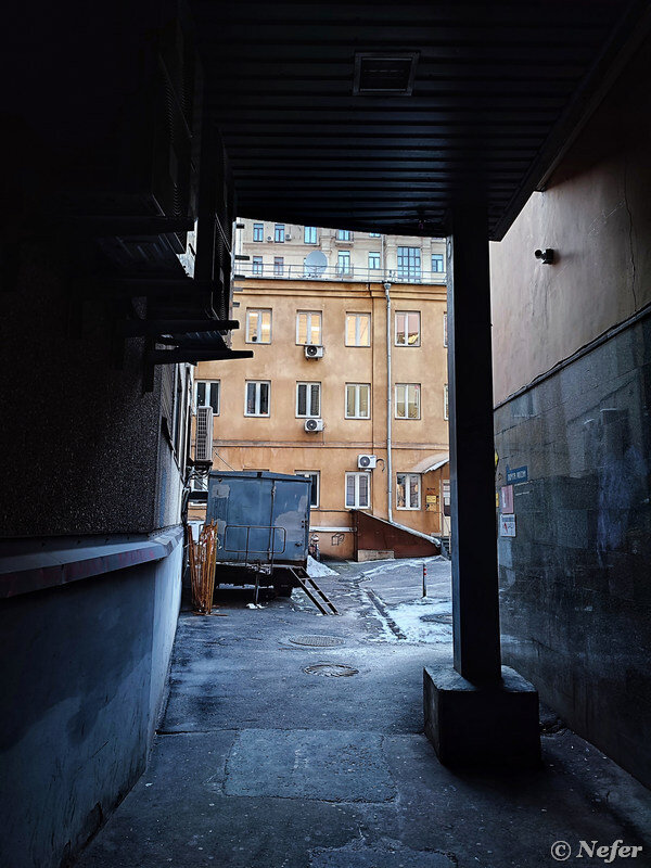 темный переулок лос анджелес. тёмный переулок аниме гача лайф. таинственный переулок. тёмный переулок 19 века. незаметный переулок.