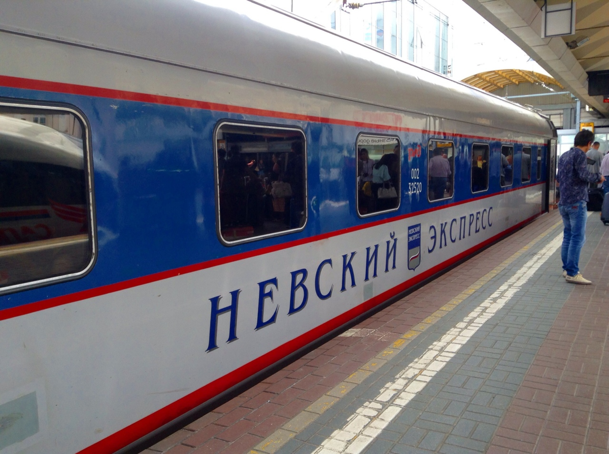 Поезд 38 москва санкт петербург