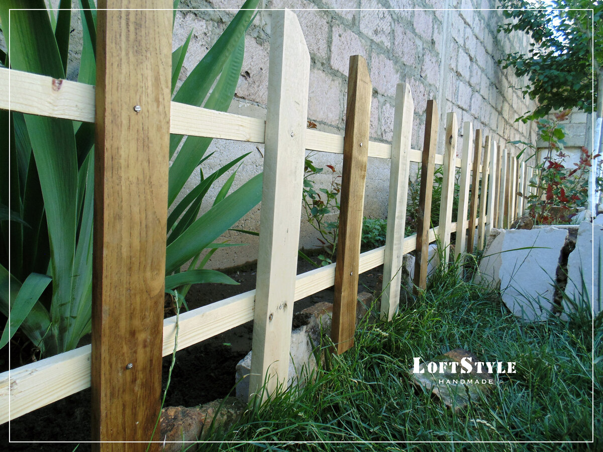 Забор в палисадник своими руками для частного дома, декоративный деревянный забор из досок, фото