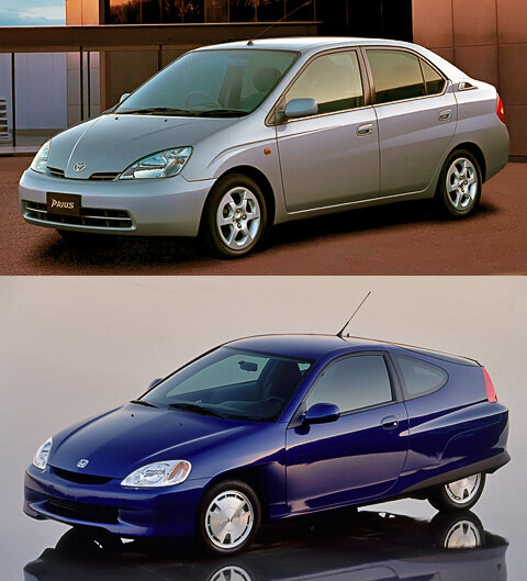  В 1997 году на японском рынке дебютировал первый гибрид — Toyota Prius (вверху). А в 1999-м фирма Honda представила американцам свой Insight.
