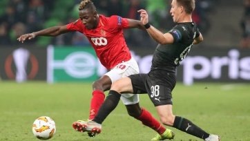 Фото: ФК КраснодарВ поединке четвертого тура группового этапа Лиги Европы «Краснодар», при поддержке родных трибун, намеревался взять реванш у льежского «Стандарта» за, еще теплящиеся в головах игроков российской команды, воспоминания о поражении двухнедельной давности в Бельгии.
