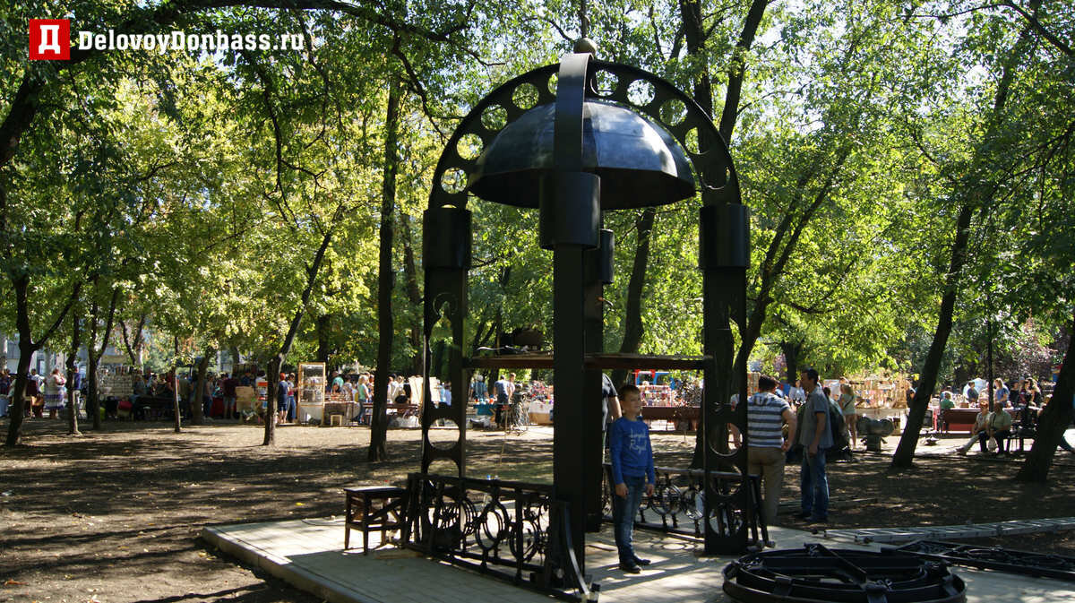 
Есть у мастера давняя мечта – превратить Парк кованых фигур в музей. Чтобы этот статус помог сохранить сотни композиций, находящихся там. Ведь металл – не вечен, ему постоянно нужен уход. 
