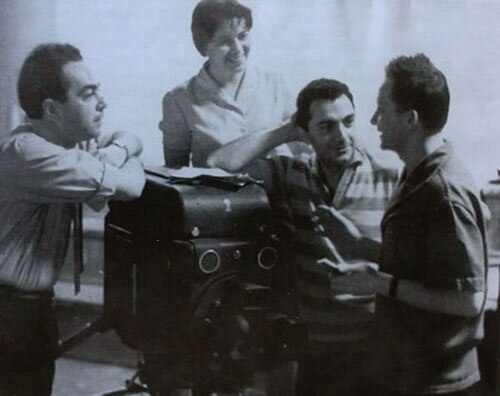 Создатели КВН  (слева направо)  М.Яковлев , Е.Гальперина , А.Аксельрод , С.Муратов . Шаболовка 53 (1961 год).