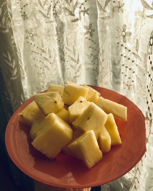 Обязательно съедаю тарелку фруктов каждый день. И нет весь день тяги к сладкому!