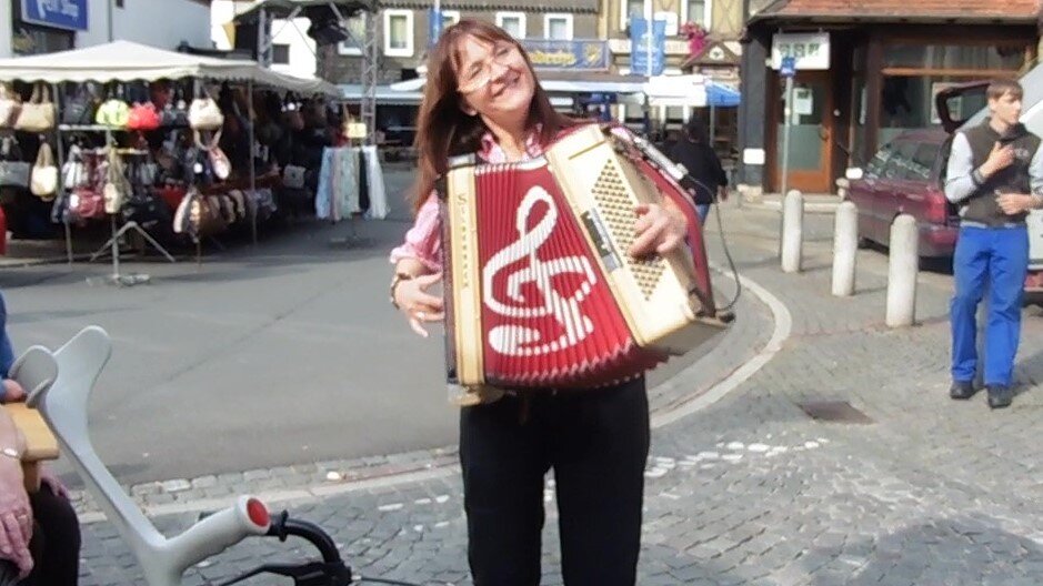 Авторы Nina und Sergej TV включая фотографии,текст,видео просьба некрасть не то ни другое лучше спросите.