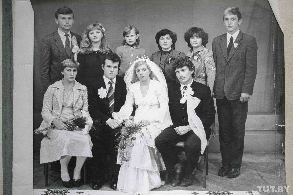 Рис. 1. Свадебное фото Василия и Людмилы