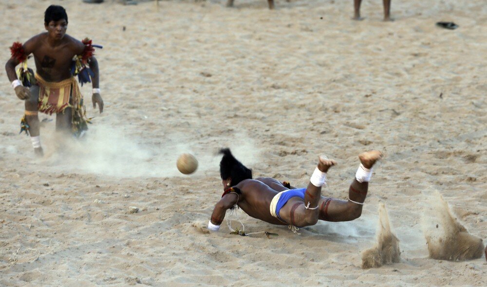 Зарождение футбола.