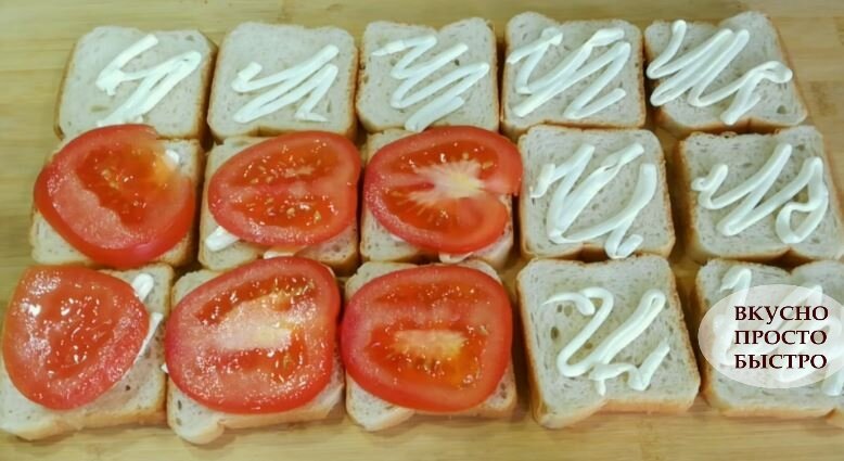 Бутерброды необычные, но очень вкусные!  Такие бутерброды можно приготовить и на праздничный стол. Они отлично смотрятся на столе, обязательно понравятся и приятно удивят Ваших гостей!-2