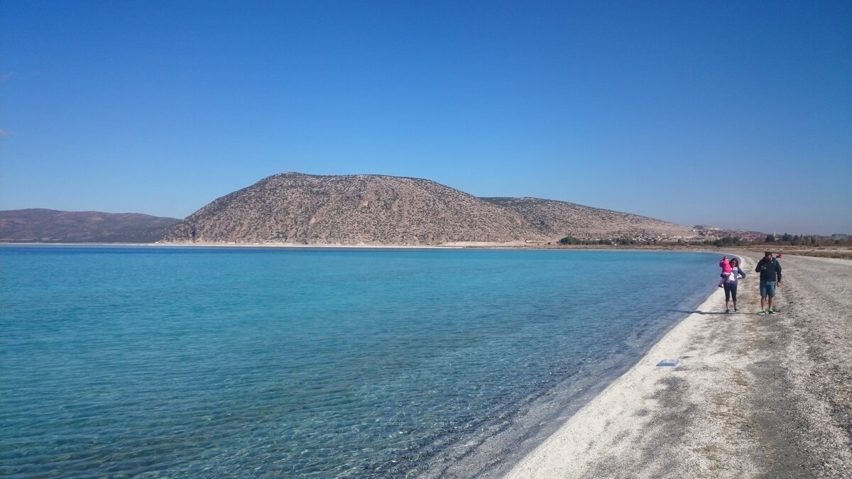 Турецкие Мальдивы - озеро Салда. Фото из личного архива.