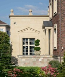 Gonchar & Lobyntseva