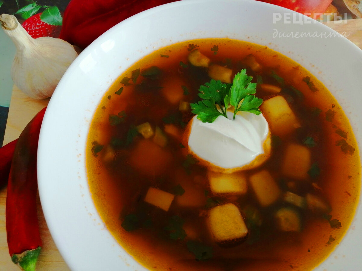 суп с чечевицей и малосольными огурцами