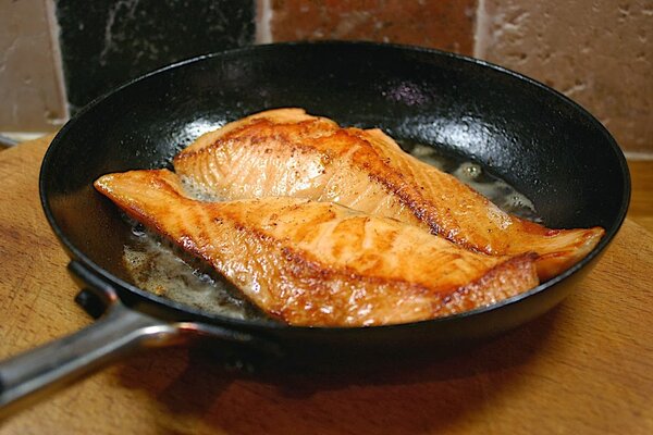 Как вкусно и правильно пожарить рыбу?