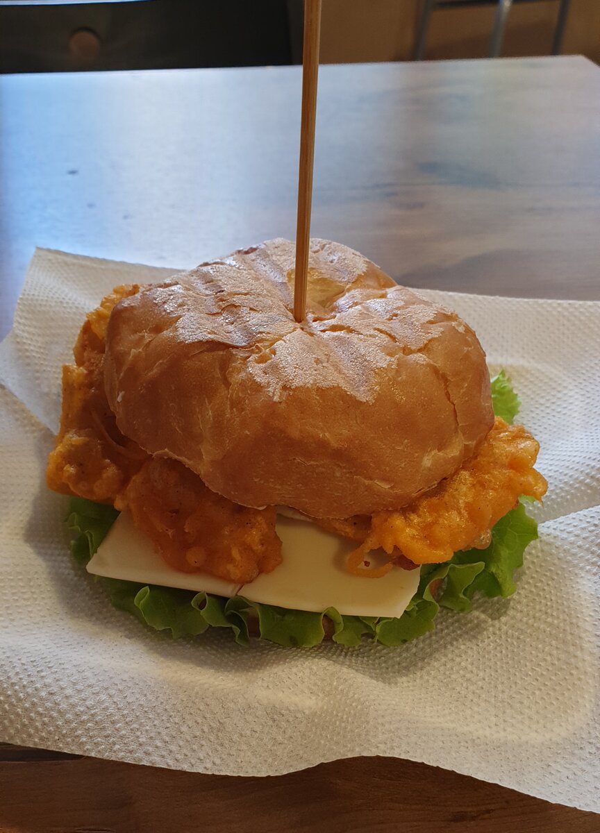 KokoChicken, Чикенбургер, 220₽