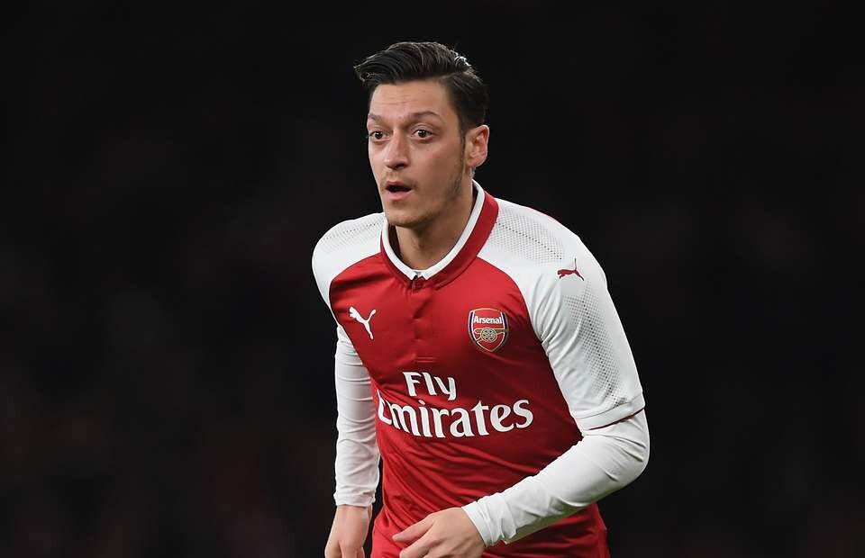 Месут озил. Месут Озил футболисты. Ozil футболист. Месута Озила. Месут Озил фото.