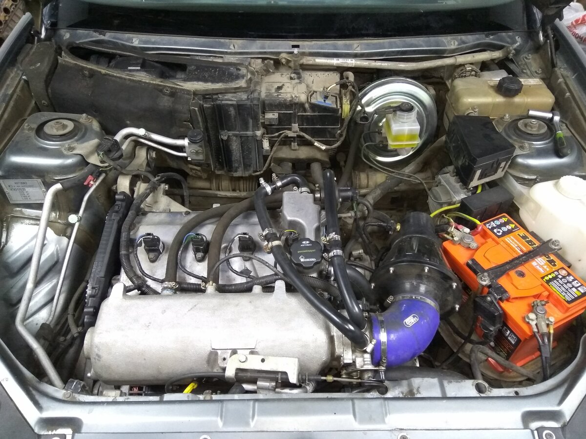 Стоит где ему и положено быть!