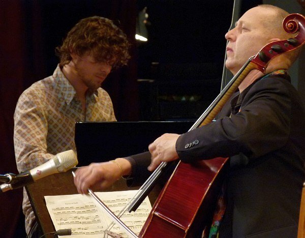 Harmen Fraanje, Ernst Reijseger, 2011 (фото © Кирилл Мошков, «Джаз.Ру»)