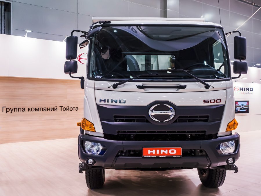 Ремонт hino. Hino 500 2019. Хино 500 2019. Hino 500 2019 Japan.