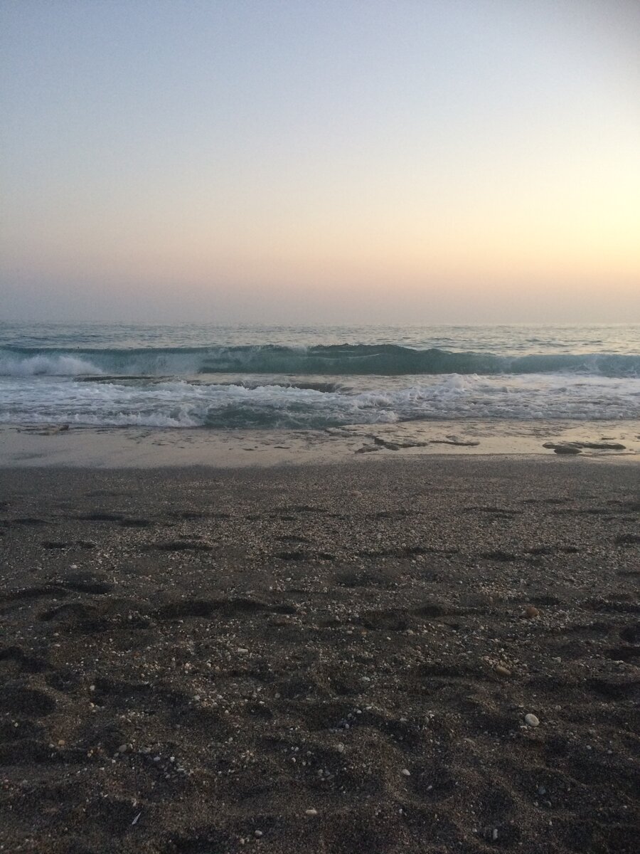 Пляж: галька