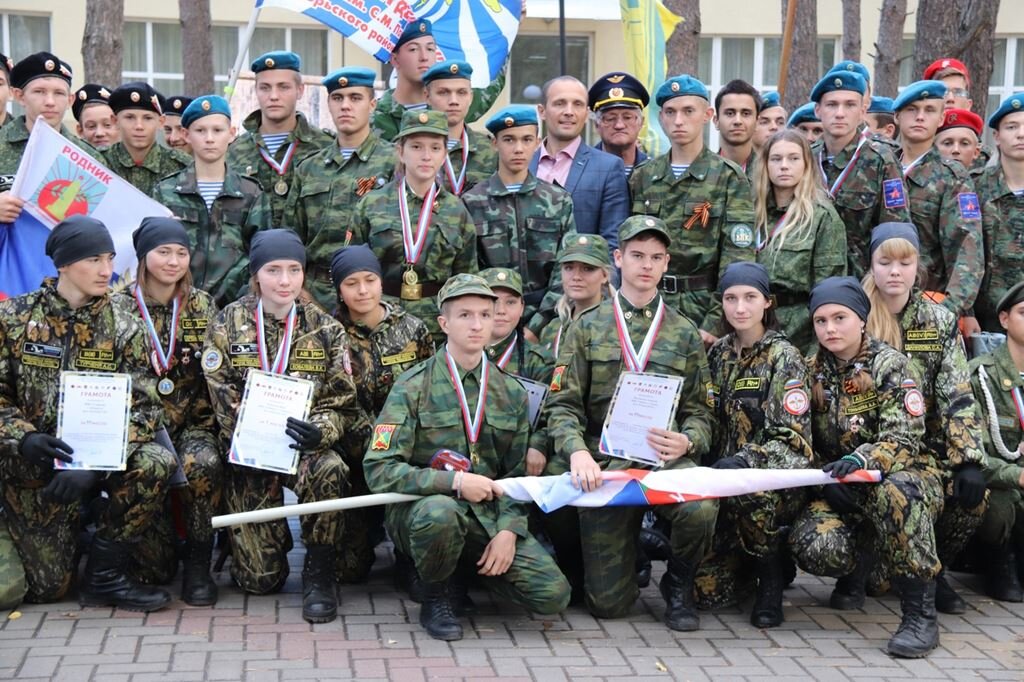 Военно патриотический. Военно-патриотический клуб. Военный патриотический клуб. Детский патриотический клуб. Детские военные патриотические клубы.