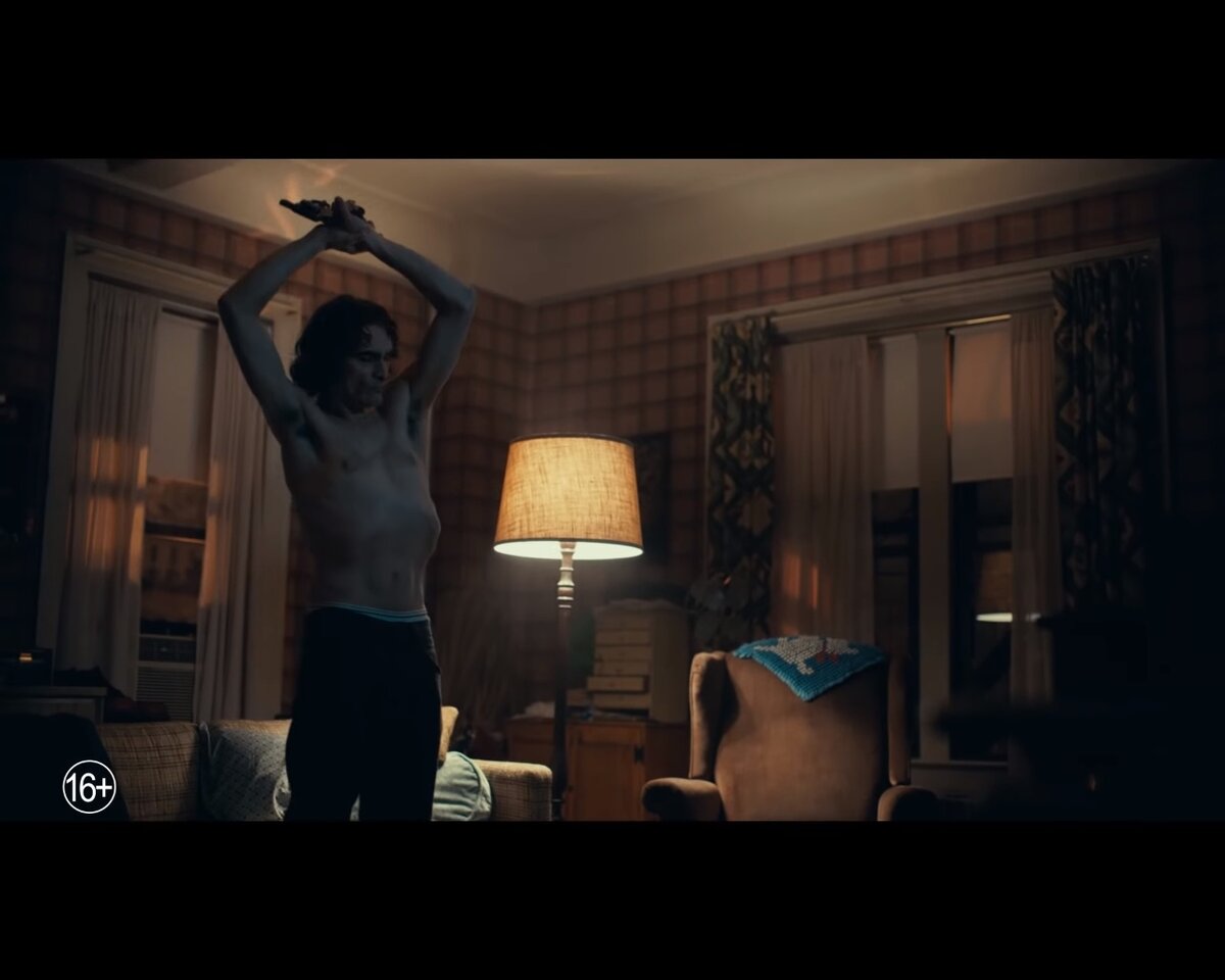 Ему уже ничего не надо говорить. Джаред Лето уже побежал подбирать очередной окурок.