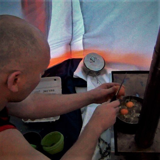 Зимняя палатка с печкой