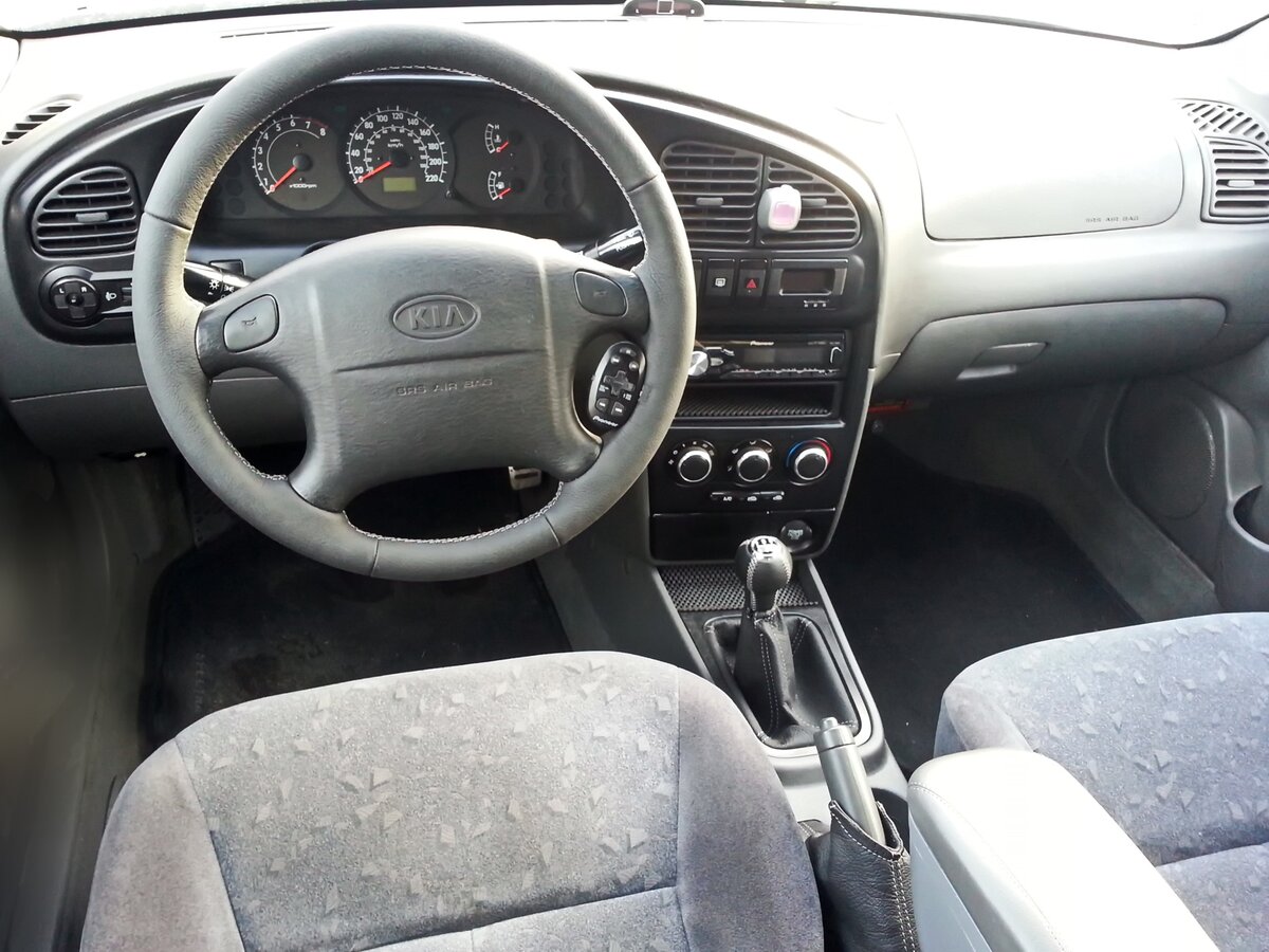 Kia Spectra 2008 салон