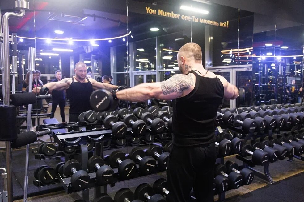 Сегодня мы расскажем, что такое периодизация нагрузок, объясним для чего это нужно и рассмотрим основные методы периодизации в бодибилдинге.