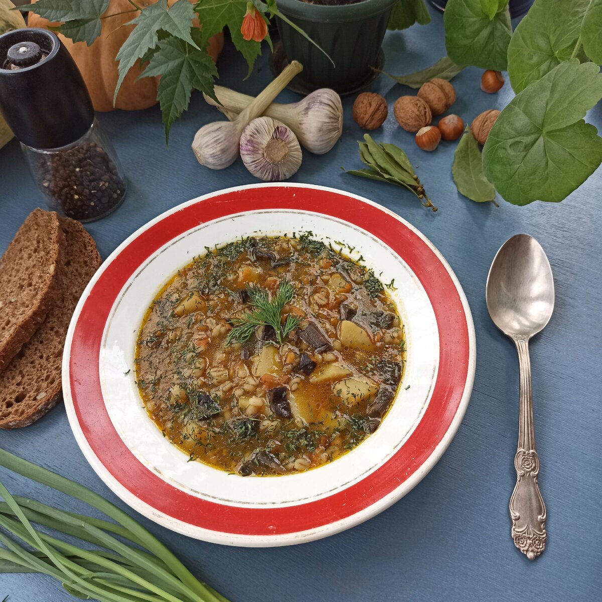 Постное меню: как приготовить ароматный грибной суп по традиционному рецепту