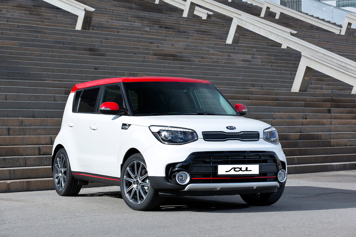 С моей точки зрения это очень симпатичная и практичная машинка. И жене с виду понравилась ) Фото из интернета.