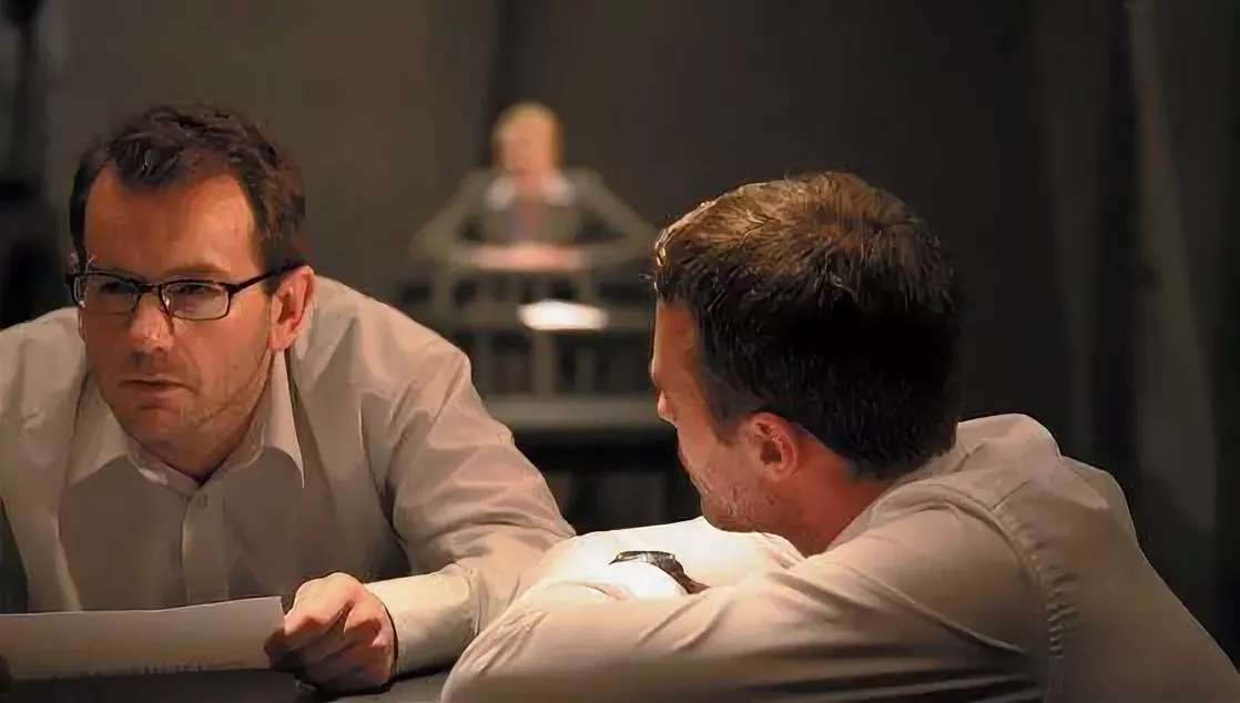 Экзамен фильм 2009 кадры. Экзамен (exam, 2009), режиссер стюарт хэзелдайн. Экзамен 2009. Экзамен фильм 2009. Экзамен фильм 2009 кадры.