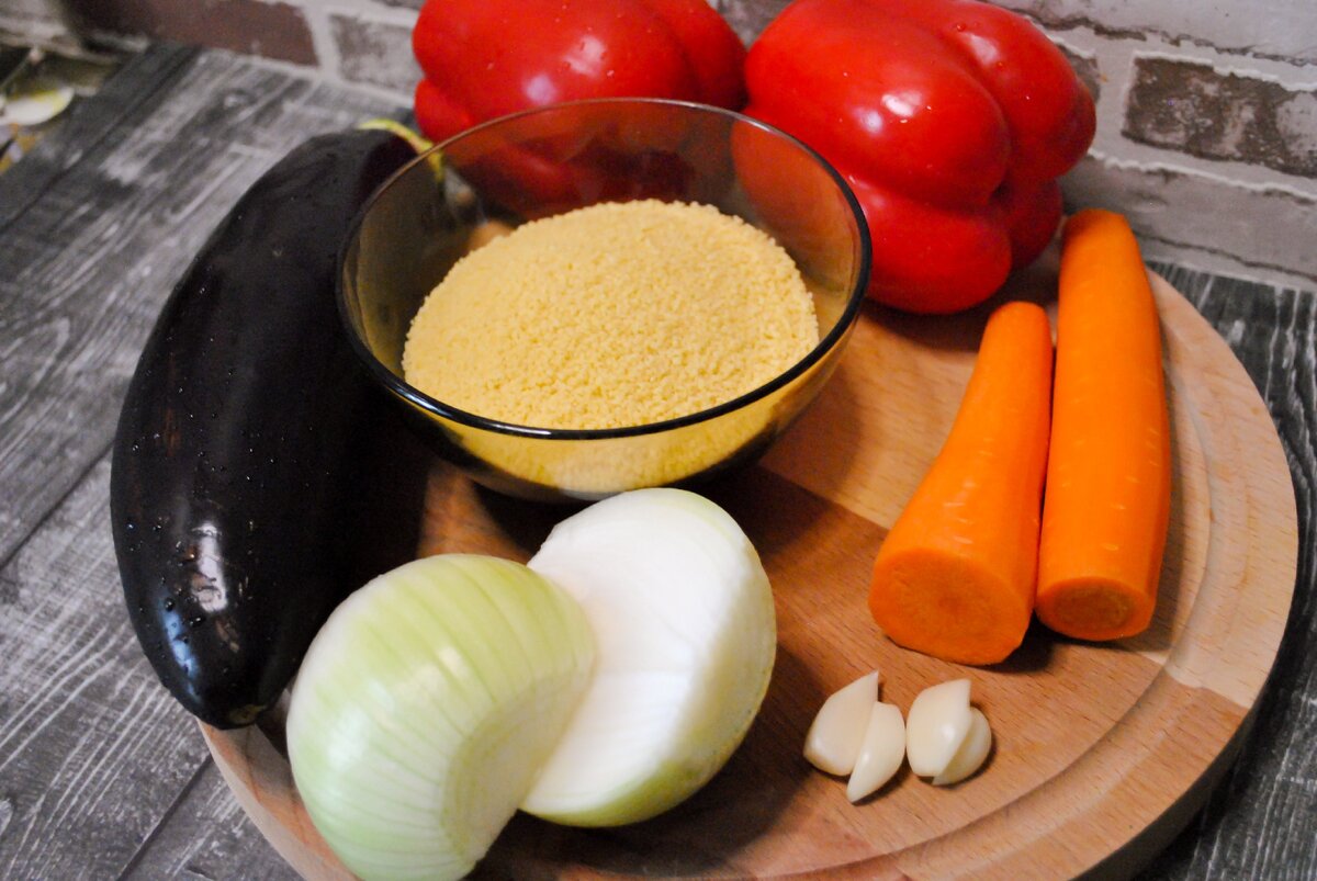 Достаточно полезный набор продуктов: овощей больше, чем крупы.