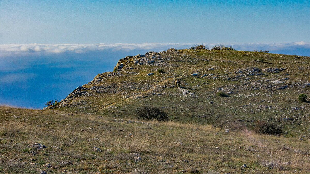 Кто гоняет туристов в горах Крыма